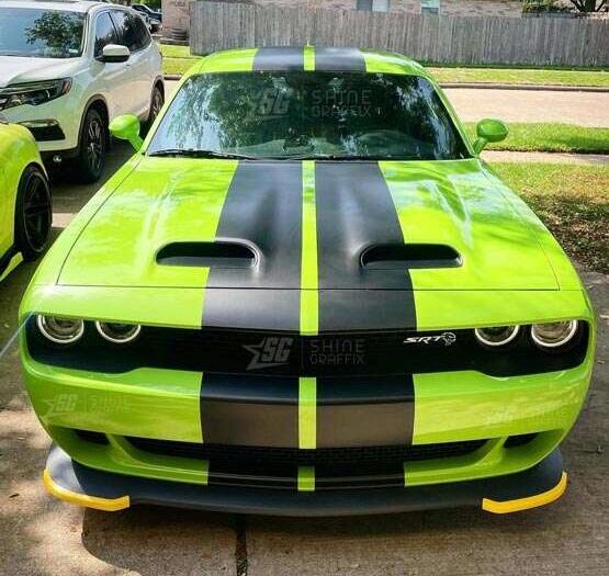 challenger hellcat red eye 11in racing stripes front view hood green black
